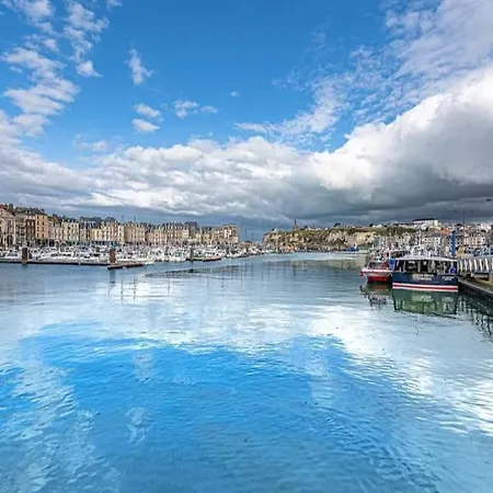 Chez Vincent, 2 Doubles, Avec 1 Salle De Bain Equipees, Avec Acces Prive, Tres Bon Emplacement Dans Dieppe, Au Calme, Avec Parking Gratuit Et Cloture, Terrasse Et Grand Jardin, Simple Et Convivial, Animaux Admis Dieppe