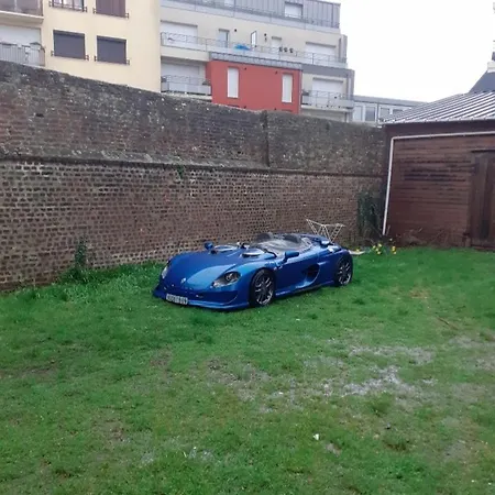 Chez Vincent, 2 Doubles, Avec 1 Salle De Bain Equipees, Avec Acces Prive, Tres Bon Emplacement Dans Dieppe, Au Calme, Avec Parking Gratuit Et Cloture, Terrasse Et Grand Jardin, Simple Et Convivial, Animaux Admis Privat bolig Dieppe