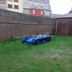 Chez Vincent, Double Avec Salle De Bain, Wc Et Acces Prives, Tres Bon Emplacement Dans Dieppe, Au Calme, Avec Parking Gratuit Et Cloture, Terrasse Et Grand Jardin, Animaux Admis, Pas De Cuisine Micro Ondes Et Bouilloire Fournis Kwatera prywatna Dieppe