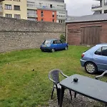 Chez Vincent, Double Avec Salle De Bain, Wc Et Acces Prives, Tres Bon Emplacement Dans Dieppe, Au Calme, Avec Parking Gratuit Et Cloture, Terrasse Et Grand Jardin, Animaux Admis, Pas De Cuisine Micro Ondes Et Bouilloire Fournis Kwatera prywatna *