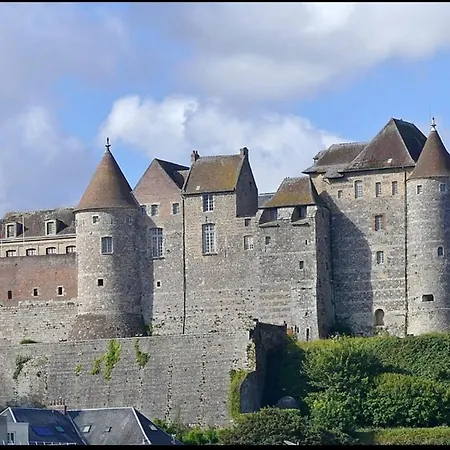 Chez Vincent, 2 Doubles, Avec 1 Salle De Bain Equipees, Avec Acces Prive, Tres Bon Emplacement Dans Dieppe, Au Calme, Avec Parking Gratuit Et Cloture, Terrasse Et Grand Jardin, Simple Et Convivial, Animaux Admis *