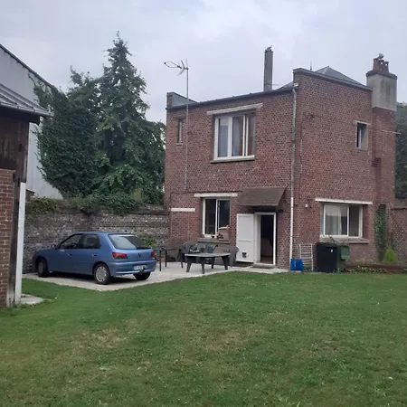 Chez Vincent, 2 Doubles, Avec 1 Salle De Bain Equipees, Avec Acces Prive, Tres Bon Emplacement Dans Dieppe, Au Calme, Avec Parking Gratuit Et Cloture, Terrasse Et Grand Jardin, Simple Et Convivial, Animaux Admis *