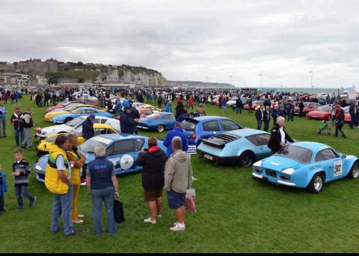 Chez Vincent, 2 Doubles, Avec 1 Salle De Bain Equipees, Avec Acces Prive, Tres Bon Emplacement Dans Dieppe, Au Calme, Avec Parking Gratuit Et Cloture, Terrasse Et Grand Jardin, Simple Et Convivial, Animaux Admis Δωμάτια σε οικογενειακή κατοικία